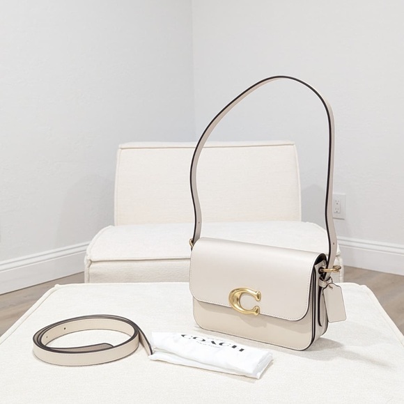 Coach Handbags - Coach Sage Shoulder Bag CAM17 – Chalk